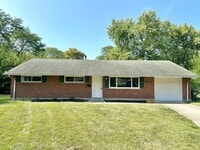 Building Photo - 301 Ives Ln