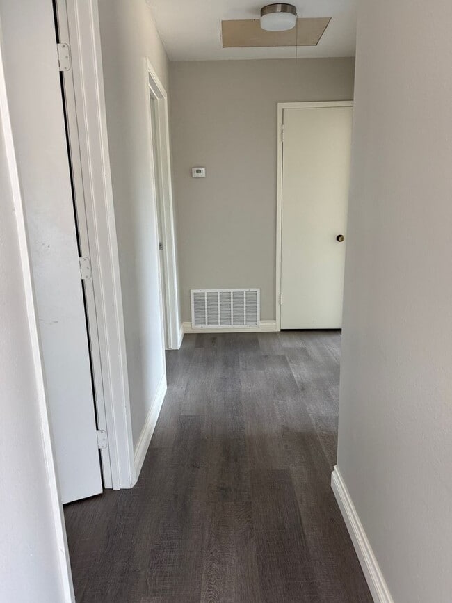 Building Photo - 8631 Menkar Rd