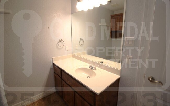Building Photo - 1502 Loblolly Dr