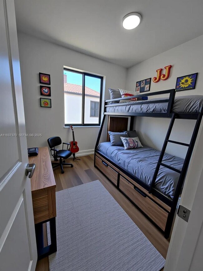 Building Photo - 1321 NW 6th Ave