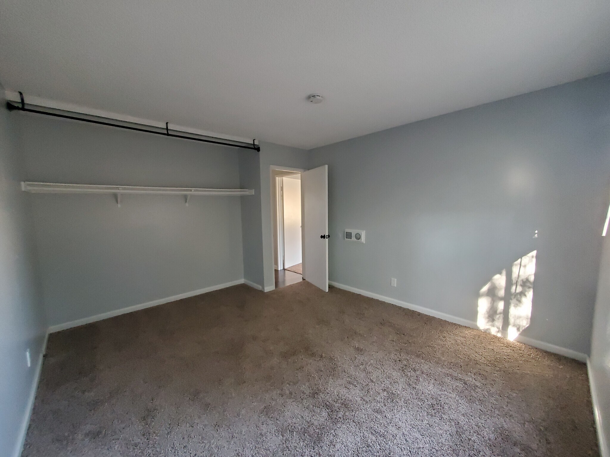 Building Photo - 2842 39th St