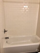 Building Photo - 6484 Park Manor Dr