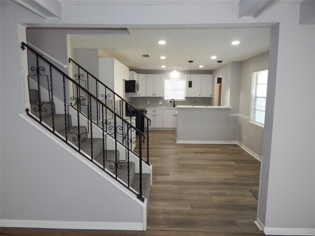 Building Photo - 22210 Provincial Blvd