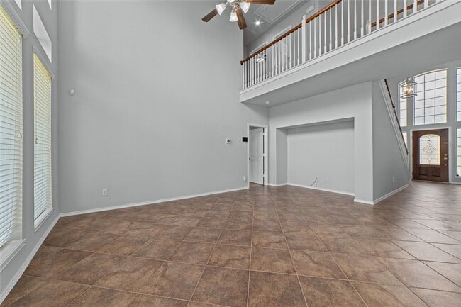 Building Photo - 13018 Orchard Green Dr