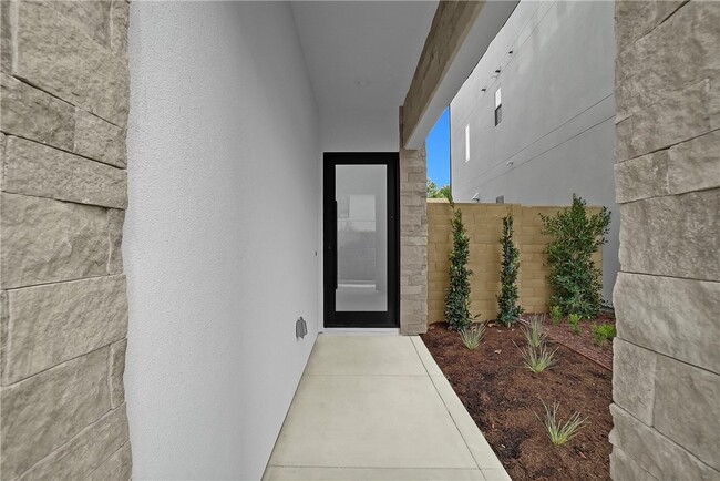 Building Photo - 168 Creation