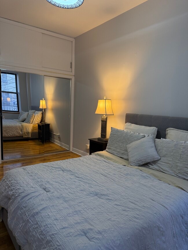 Building Photo - 166 East 88th Street