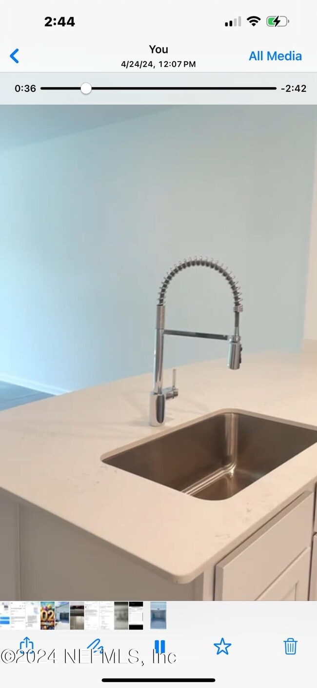 Building Photo - 30 Tidal Bch Ave