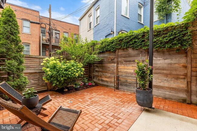 Building Photo - 1546 New Jersey Ave NW