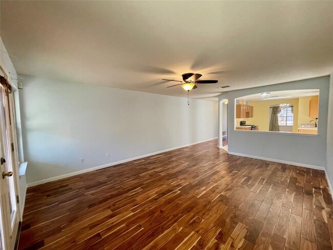 Building Photo - 3906 Haleys Way