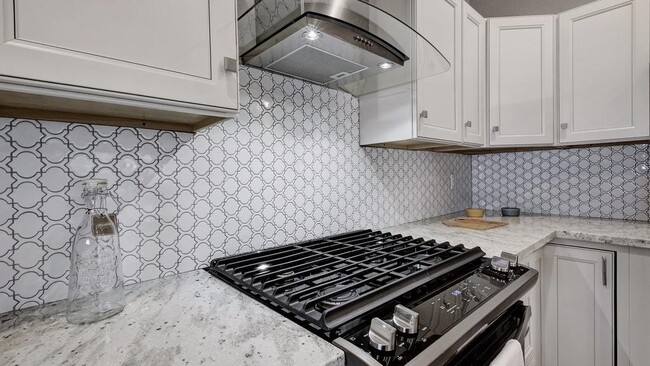 Building Photo - 3 Bedroom / 2 Bathroom super cute house for lease!