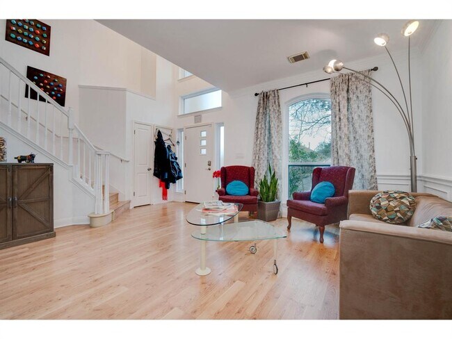 Building Photo - 4032 Dominion Cove
