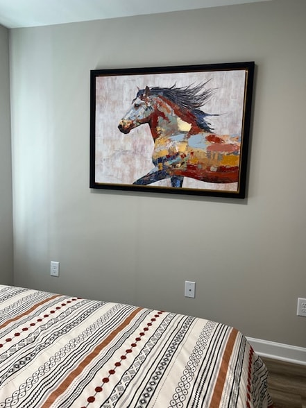 Building Photo - 104 S 11th St