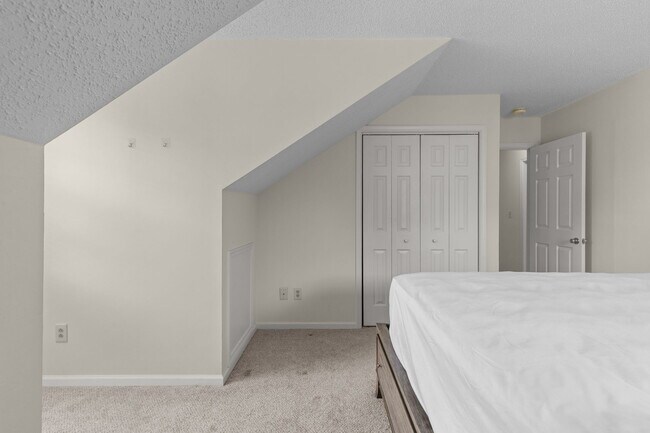 Building Photo - 1315 Copper Stone Cir
