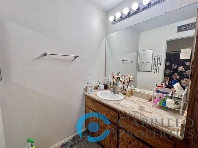 Building Photo - 10278 Black Mountain Rd