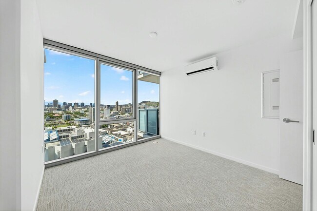 Building Photo - 1500 Rycroft St