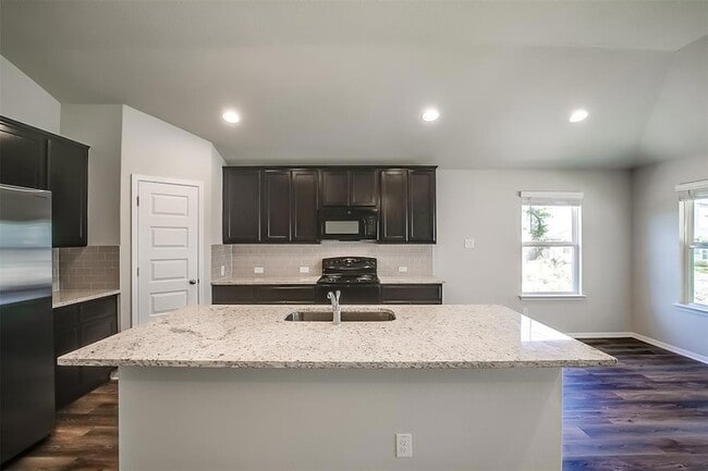 Building Photo - 21202 Palomino Cove