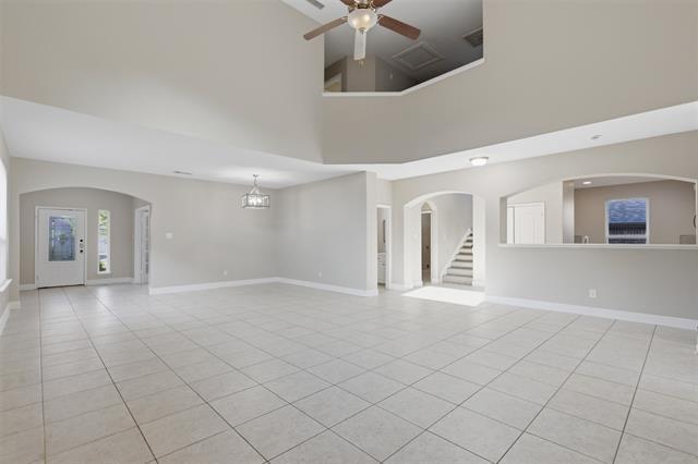 Building Photo - 2136 Mulberry Dr