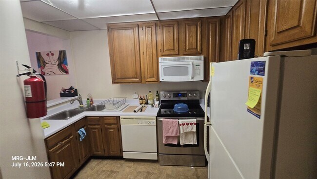 Building Photo - 2207 S Braeswood Blvd