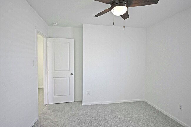 Building Photo - 1838 Musk Rose