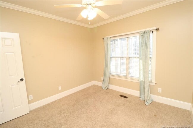 Building Photo - 7124 Blue Juniper Ct