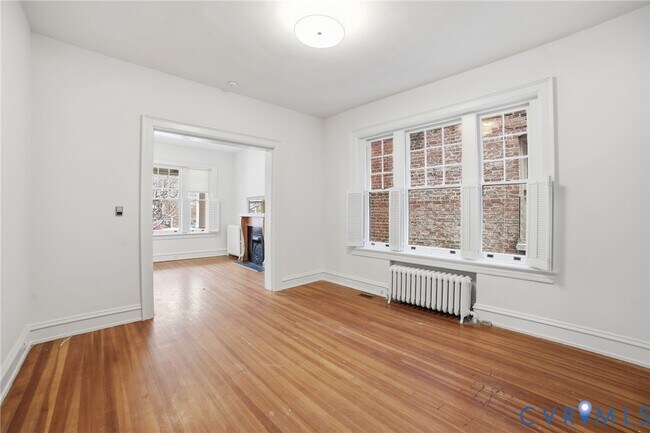 Building Photo - 2703 Kensington Ave