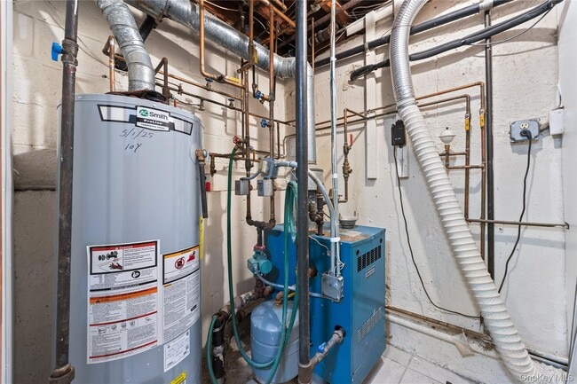 Building Photo - 45-76-76 Browvale Ln