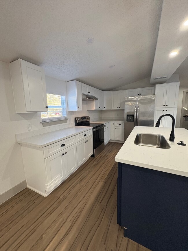 Building Photo - 23732 Panky Ln