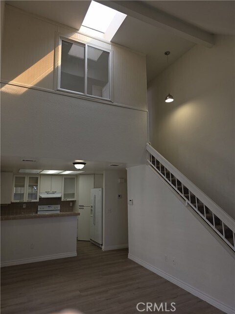 Building Photo - 19 Aruba St