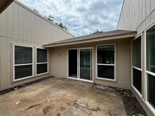 Building Photo - 1501 Starshadow Dr