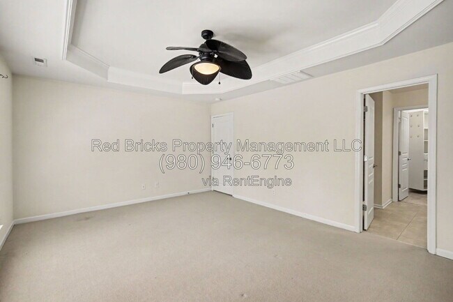Building Photo - 4282 Park South Station Blvd