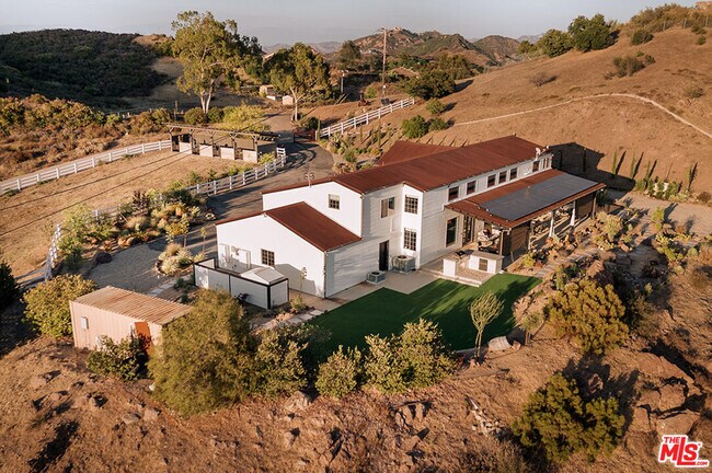 Building Photo - 32194 Mulholland Hwy