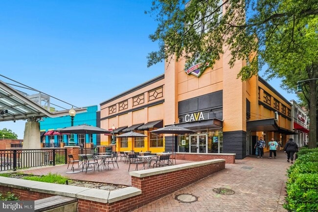 Building Photo - 7607 Eastern Ave NW