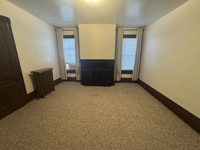 Building Photo - 310 3rd St
