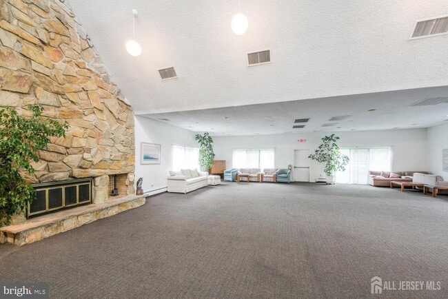 Building Photo - 353 Constitution Cir
