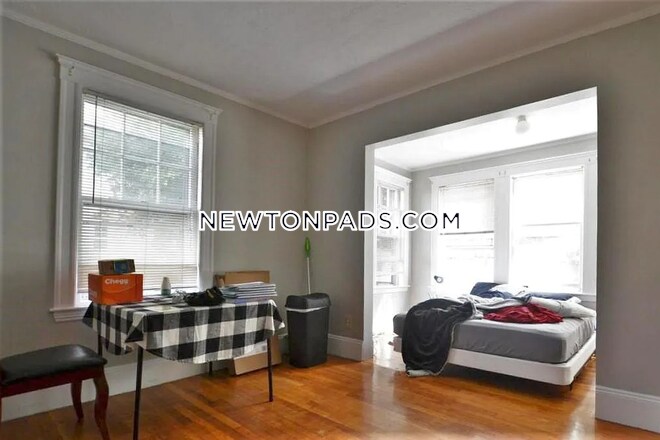 Building Photo - 24 Crosby Rd