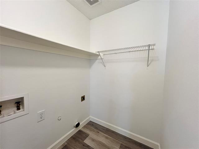 Building Photo - 7800 Lancelot Rd