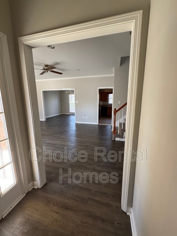 Building Photo - 1945 Stone Brook Ln