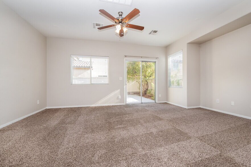 Building Photo - 9150 W Brilliant Prairie Ct
