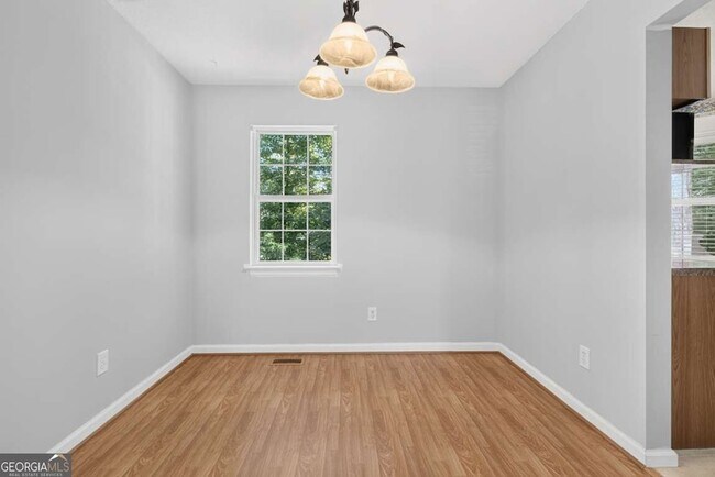 Building Photo - 72 Victorian Cir