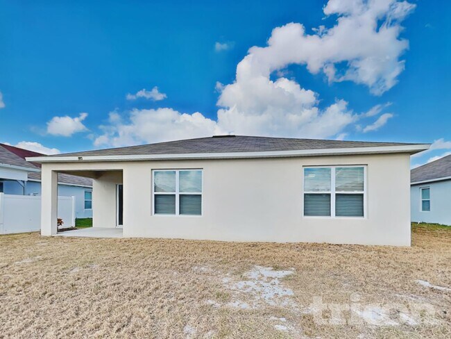 Building Photo - 935 Summer Glen Dr