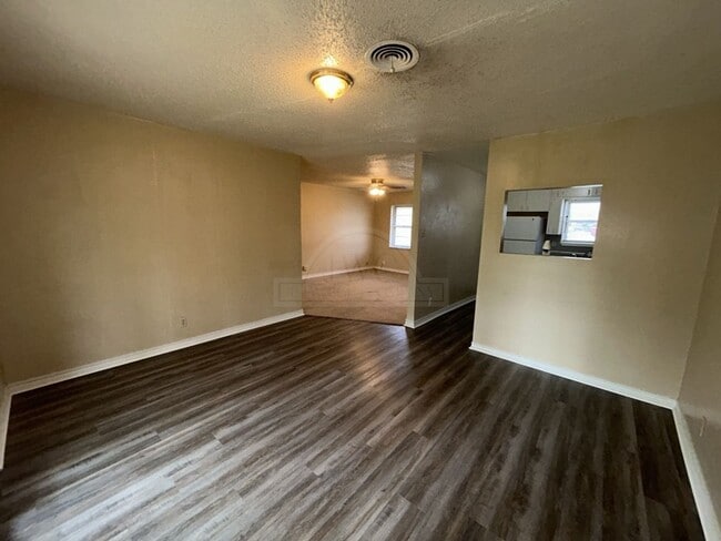 Building Photo - 510 N 24th St