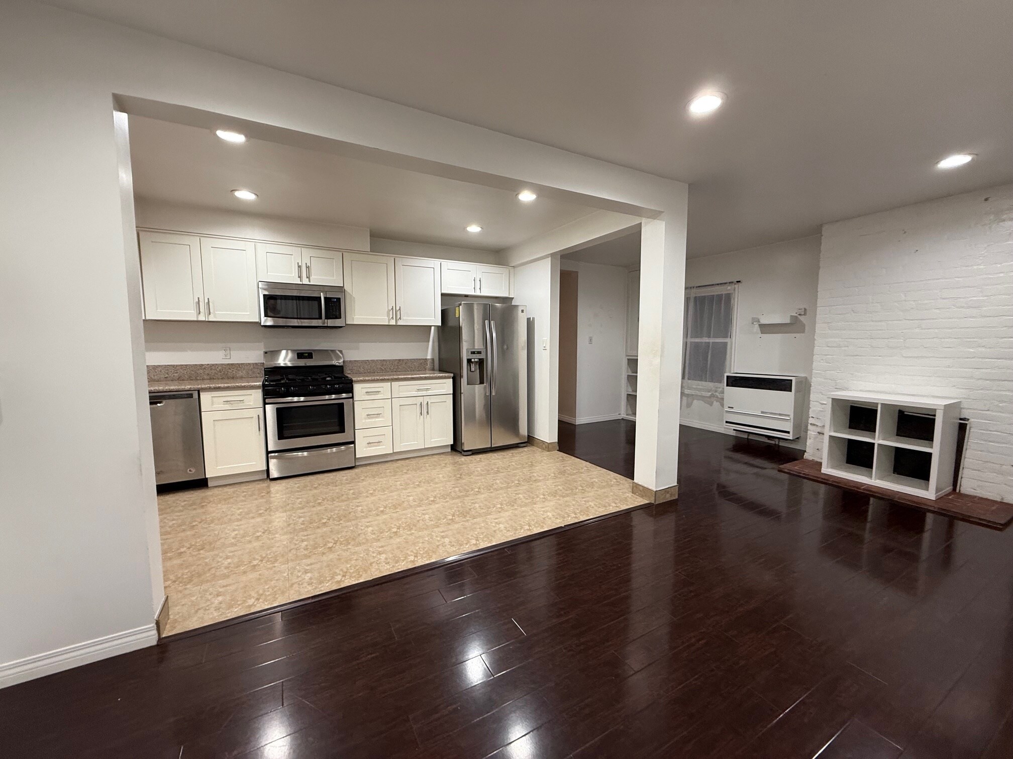 Building Photo - 3214 De Witt Dr