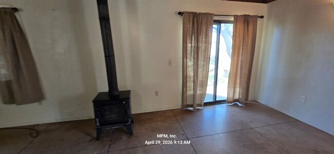 Building Photo - 2 bedroom 1 bath home in Heritage Ranch