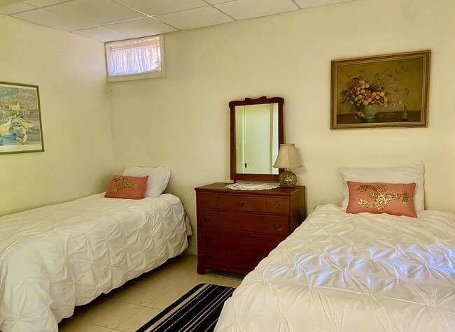 Building Photo - 35 Oceanview Ave