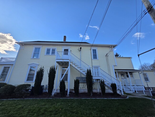 Building Photo - 110 Main St