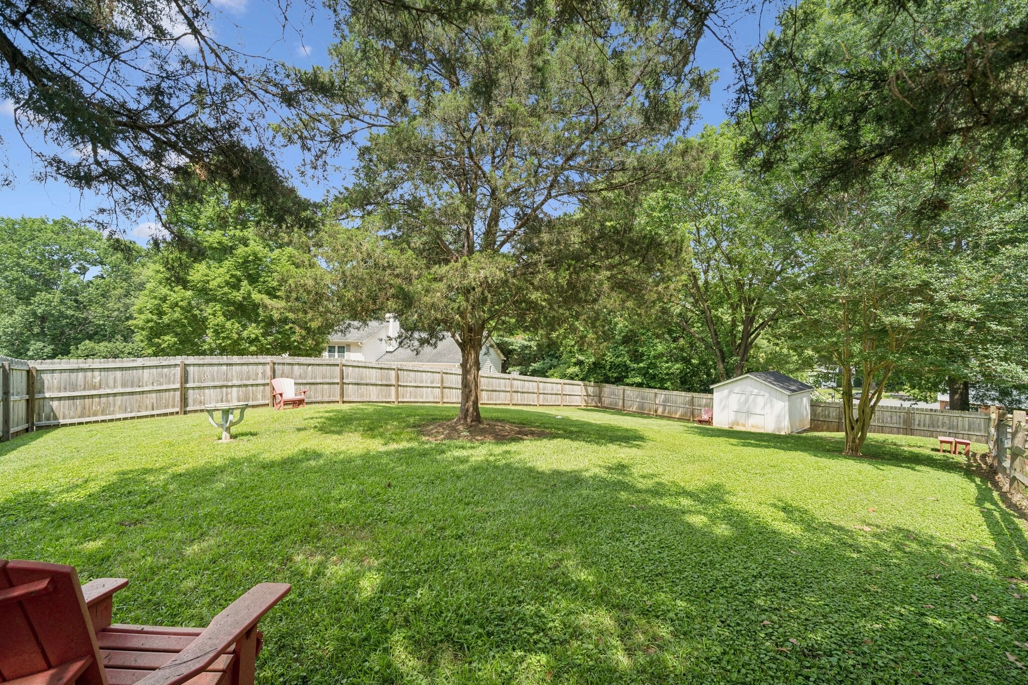 Building Photo - 8323 Cliffside Dr