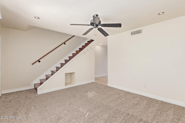 Building Photo - 6937 E Osborn Rd