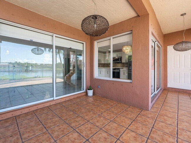 Building Photo - 16544 SW 68th Terrace