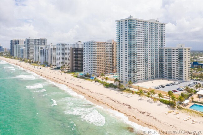Building Photo - 3900 Galt Ocean Dr