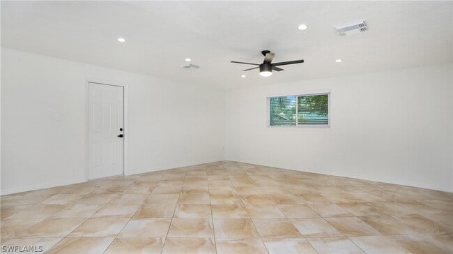 Building Photo - 3148 Apache St